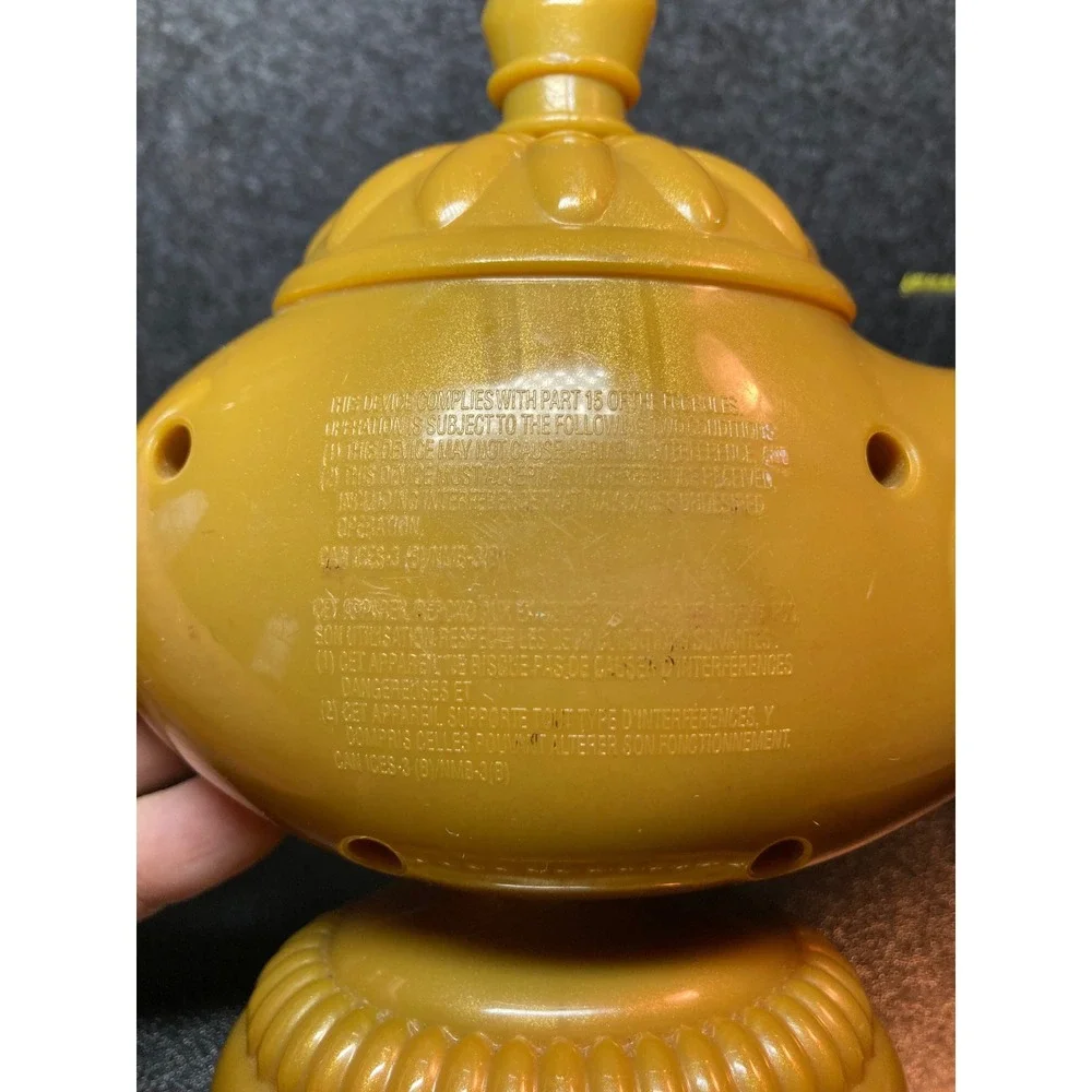 Disney Aladdin Magic Lamp‎ Toy Lights Sounds Playset Jakks Pacific